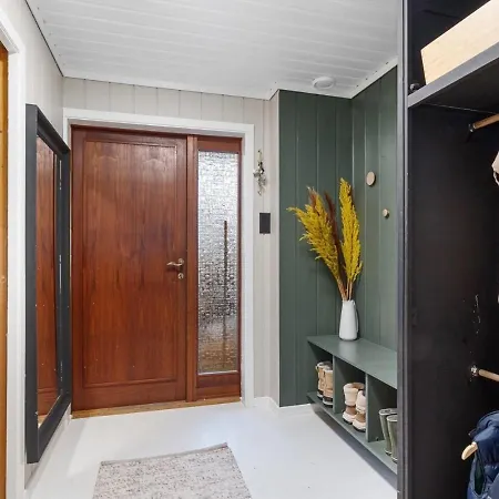 Appartement Familievennlig Hus Naer Badestrand Og Sentrum Larvik